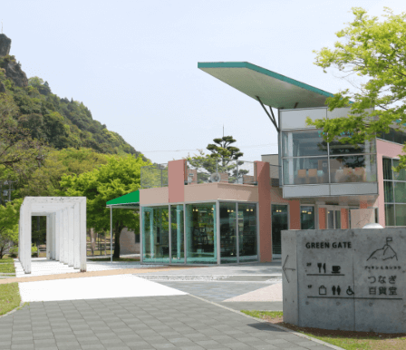 つなぎ百貨堂